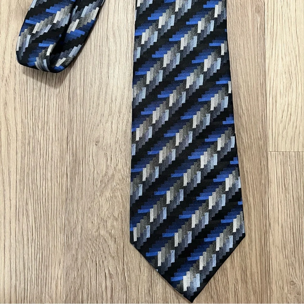 Van Heusen Blue and Black Silk Tie Bundle
